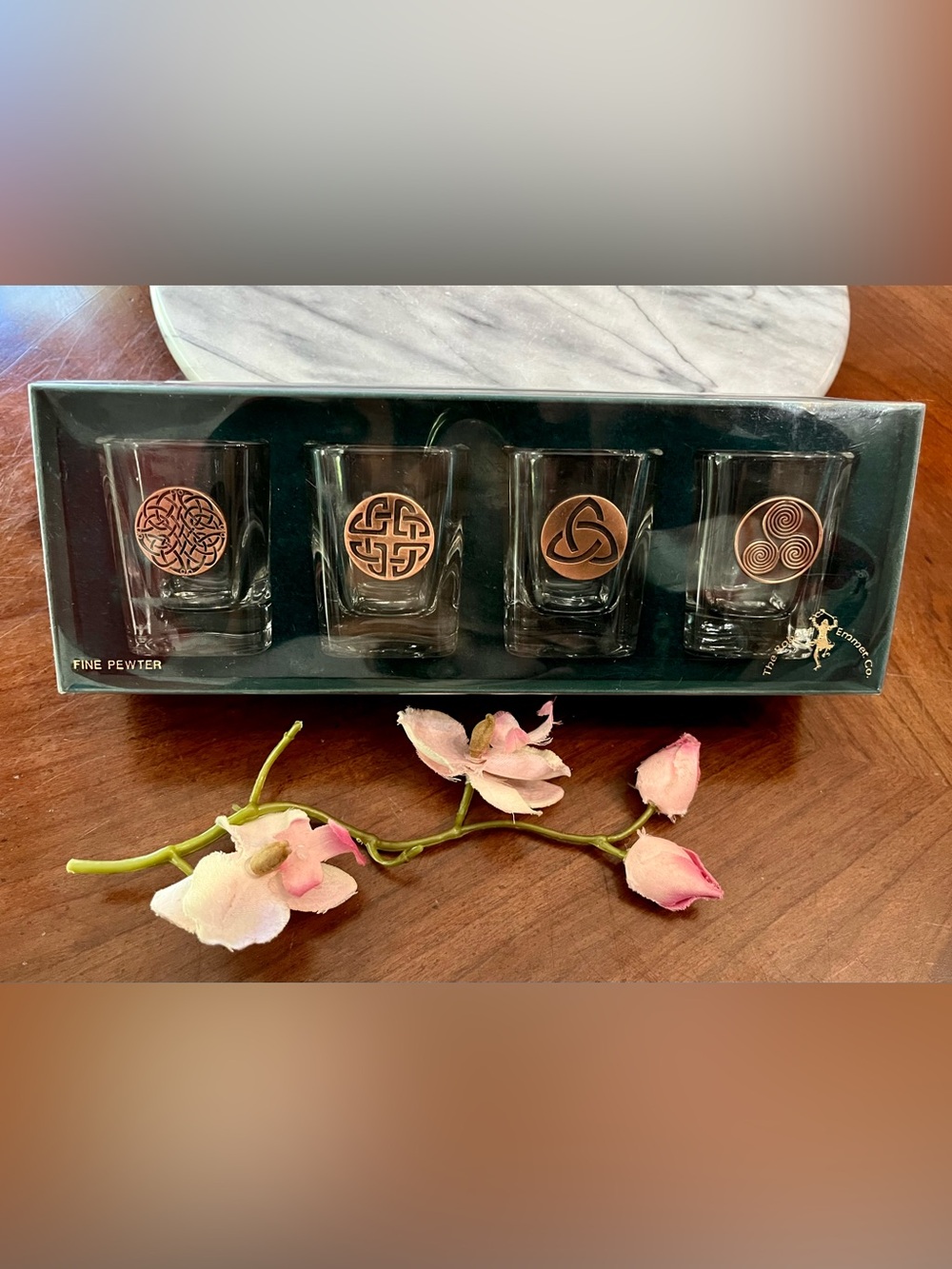 VTG Robert Emmet Co. Celtic Design Shot Glasses Set of 4 Fine Pewter Medallions